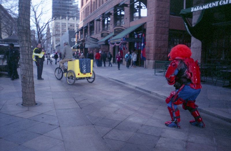 16th Street Mall robot guy